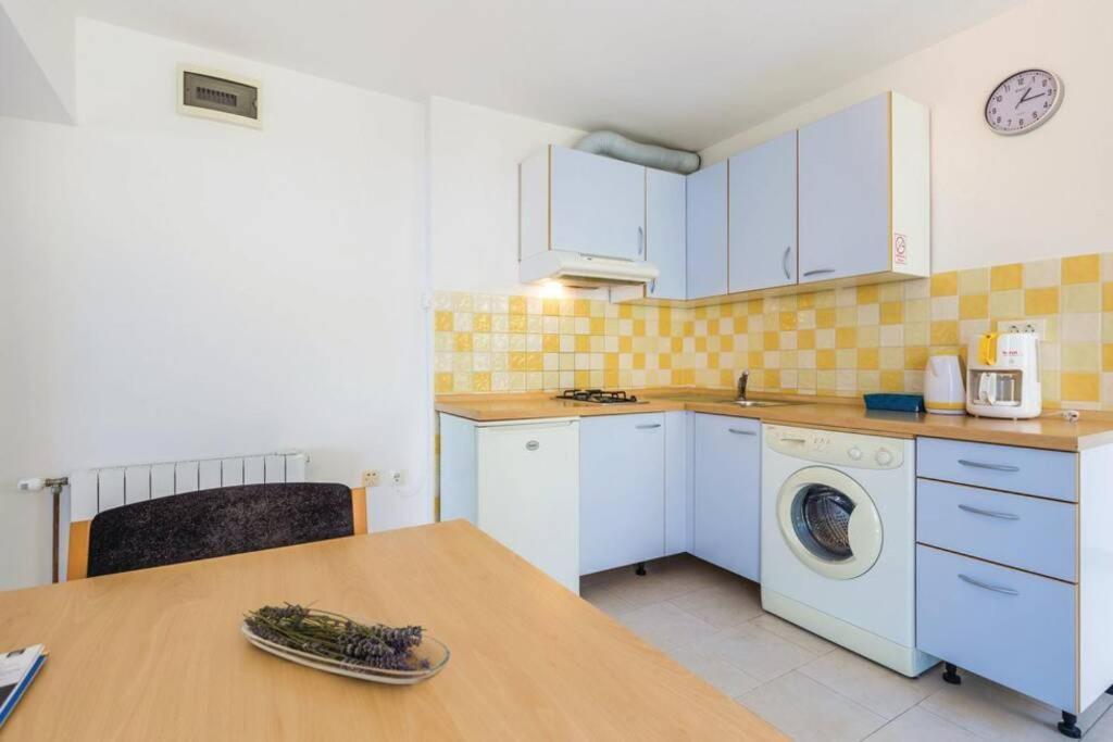 Apartmán Breathtaking Sea View App For 2+1, Bbq ...... Opatija Exteriér fotografie